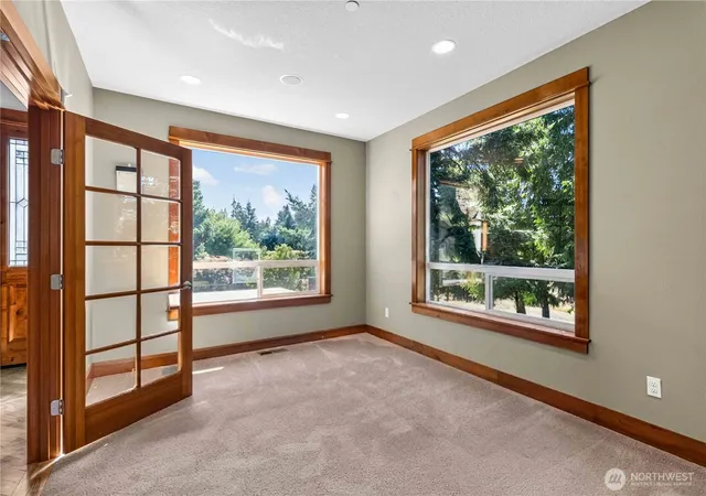 Photo 3 of Single family home for sale at 267 Ranch Rd, Kelso, WA 98626 | MLS# NWM2564208 | Listing updated on 2026-09-23