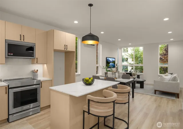 Photo 4 of Townhouse for sale at 821 B 17th Ave, Seattle, WA 98122 | MLS# NWM2564239 | Listing updated on 2026-10-02