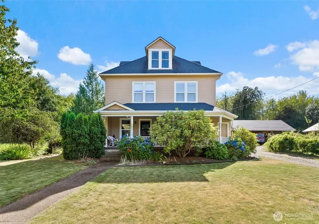 Photo 3 of Single family home for sale at 400 S Bank Rd, Elma, WA 98541 | MLS# NWM2564240 | Listing updated on 2026-09-29