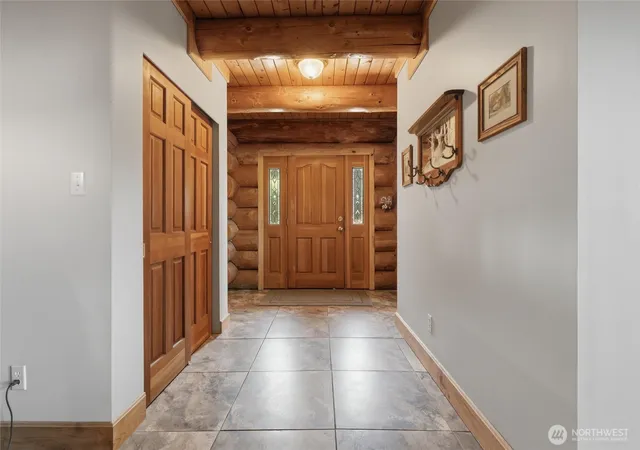 Photo 3 of Sale Pending at 4367 Se Skyhawk Ln, Port Orchard, WA 98367 | MLS# NWM2564256 | Listing updated on 2026-09-25