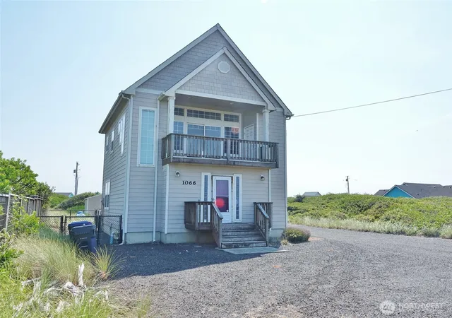 Photo 2 of Sale Pending at 1066 Ocean Shrs Blvd Sw, Ocean Shores, WA 98569 | MLS# NWM2564300 | Listing updated on 2026-08-25