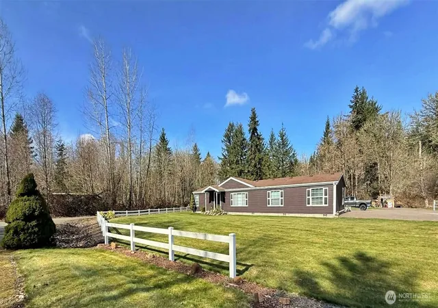 Photo 1 of Sale Pending at 106 Virginia Lee Ln, Mossyrock, WA 98564 | MLS# NWM2564317 | Listing updated on 2026-09-22