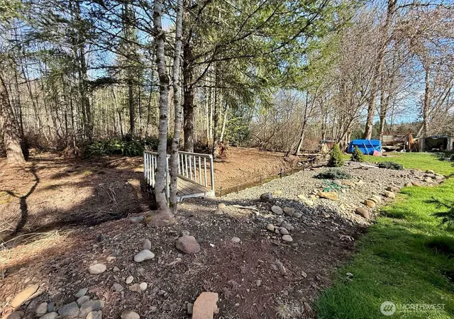 Photo 2 of Sale Pending at 106 Virginia Lee Ln, Mossyrock, WA 98564 | MLS# NWM2564317 | Listing updated on 2026-09-22