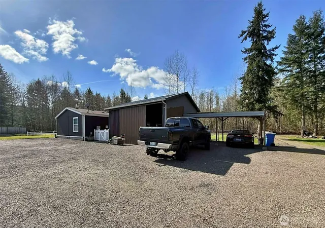 Photo 3 of Sale Pending at 106 Virginia Lee Ln, Mossyrock, WA 98564 | MLS# NWM2564317 | Listing updated on 2026-09-22
