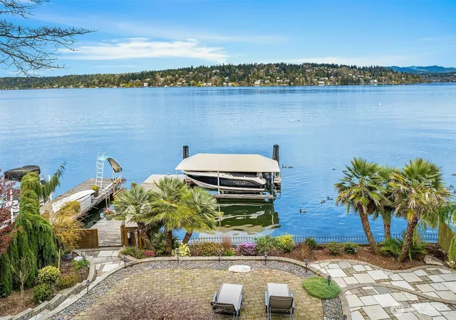 Photo 1 of Single family home for sale at 8418 Island Dr S, Seattle, WA 98118 | MLS# NWM2564331 | Listing updated on 2026-10-02
