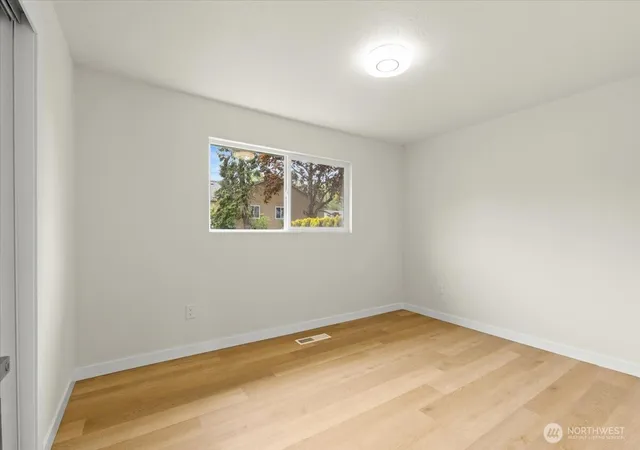 Photo 3 of Single family home for sale at 308 E 84 Street, Tacoma, WA 98445 | MLS# NWM2564334 | Listing updated on 2026-09-23