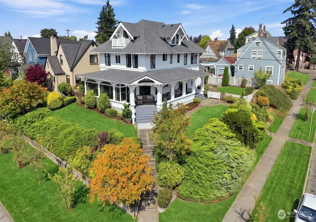 Photo 2 of Single family home for sale at 2329 Rucker Ave, Everett, WA 98201 | MLS# NWM2564353 | Listing updated on 2026-09-22