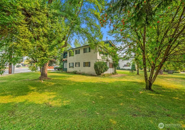 Photo 2 of Condo for sale at 111 Whitman St #2D, Leavenworth, WA 98826 | MLS# NWM2564361 | Listing updated on 2026-09-23