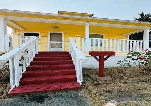 Photo 1 of Sale Pending at 3724 E J St, Tacoma, WA 98404 | MLS# NWM2564374 | Listing updated on 2026-09-25