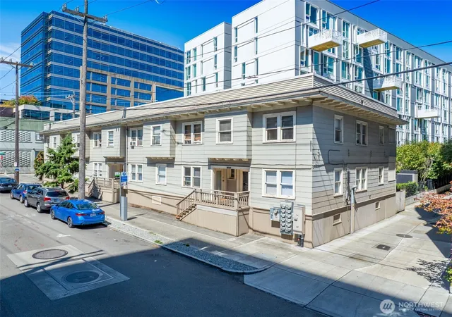 Photo 4 of Multi family home for sale at 800 Harrison St, Seattle, WA 98109 | MLS# NWM2564376 | Listing updated on 2026-09-23