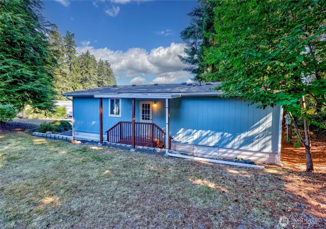 Photo 3 of Manufactured home for sale at 600 Lincoln Rd NE #9, Poulsbo, WA 98370 | MLS# NWM2564389 | Listing updated on 2026-09-21