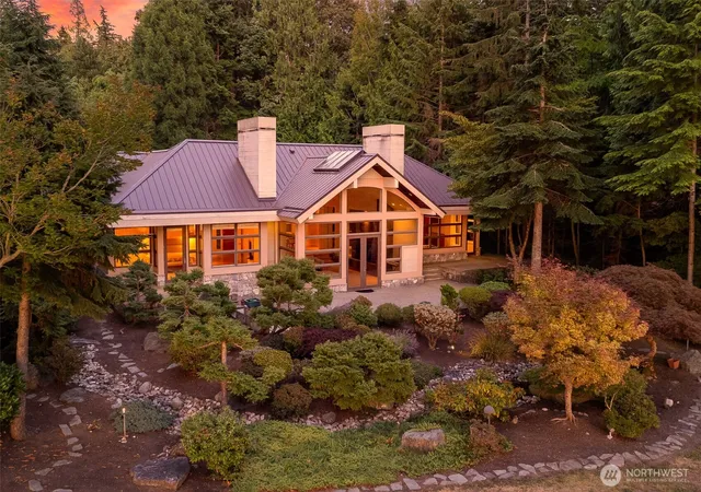 Photo 1 of Sale Pending at 8361 Semiahmoo Dr, Blaine, WA 98230 | MLS# NWM2564446 | Listing updated on 2026-09-25