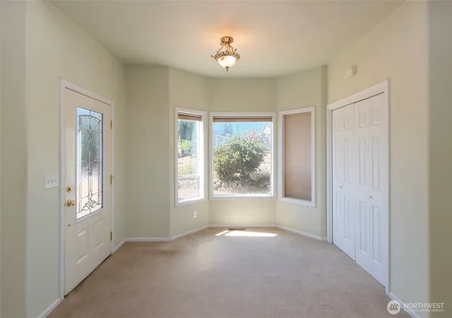 Photo 3 of Single family home for sale at 1031 W 14th Street, Port Angeles, WA 98363 | MLS# NWM2564465 | Listing updated on 2026-09-23