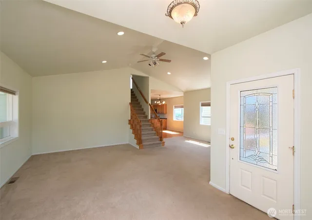 Photo 4 of Single family home for sale at 1031 W 14th Street, Port Angeles, WA 98363 | MLS# NWM2564465 | Listing updated on 2026-09-23