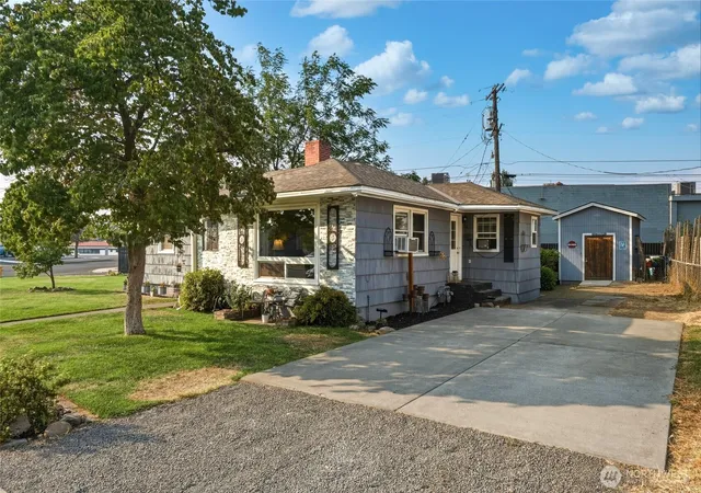 Photo 3 of Single family home for sale at 188 Boyer Dr, Walla Walla, WA 99362 | MLS# NWM2564473 | Listing updated on 2026-09-23