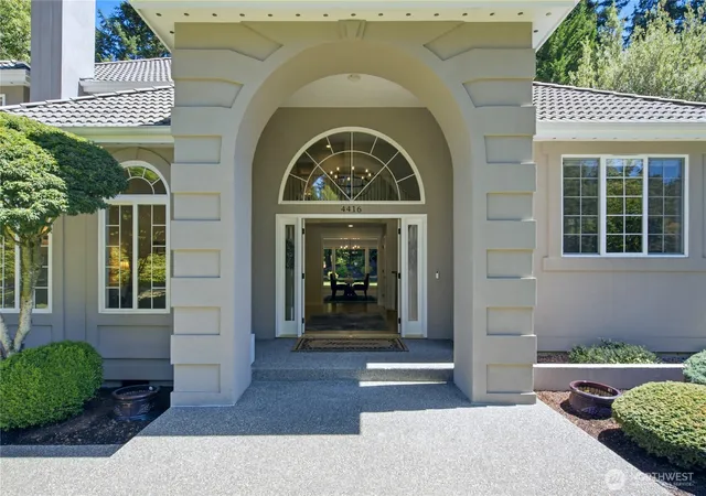 Photo 3 of Sale Pending at 4416 Towhee Dr Nw, Gig Harbor, WA 98332 | MLS# NWM2564498 | Listing updated on 2026-10-08