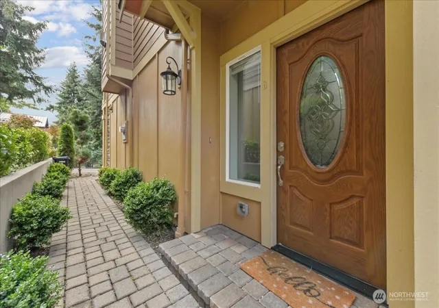 Photo 2 of Single family home for sale at 12722 35th Ave House D Ne, Seattle, WA 98125 | MLS# NWM2564500 | Listing updated on 2026-09-23
