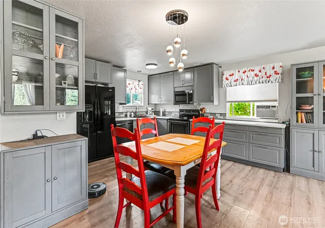 Photo 3 of Single family home for sale at 251 E Nikki Ln, Belfair, WA 98528 | MLS# NWM2564514 | Listing updated on 2026-09-22