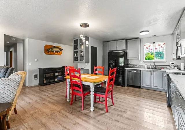 Photo 4 of Single family home for sale at 251 E Nikki Ln, Belfair, WA 98528 | MLS# NWM2564514 | Listing updated on 2026-09-22