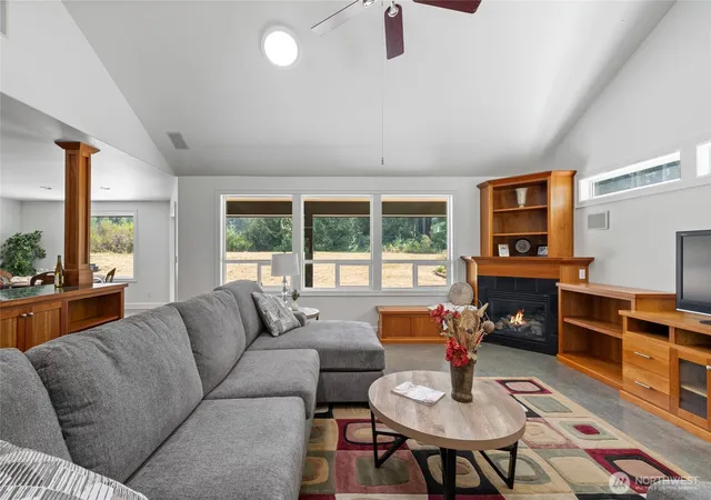 Photo 3 of Single family home for sale at 12406 110th Street Nw, Gig Harbor, WA 98329 | MLS# NWM2564531 | Listing updated on 2026-10-08