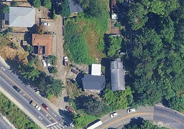 Photo 3 of Single family home for sale at 1924 S Graham St, Seattle, WA 98108 | MLS# NWM2564543 | Listing updated on 2026-09-23