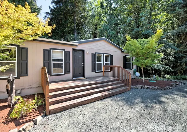 Photo 1 of Manufactured home for sale at 101 E Herron Pl, Shelton, WA 98584 | MLS# NWM2564551 | Listing updated on 2026-09-23