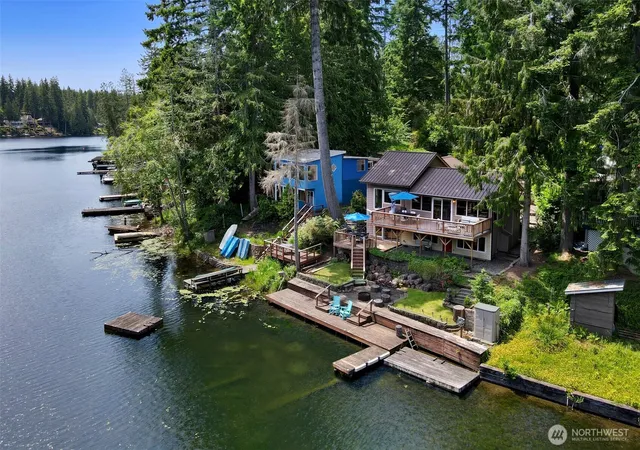 Photo 2 of Single family home for sale at 292 Ne Lake Dr, Tahuya, WA 98588 | MLS# NWM2564565 | Listing updated on 2026-10-01