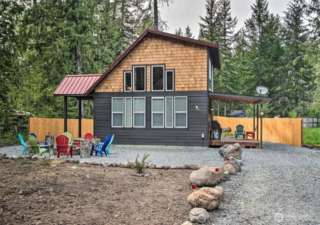 Photo 1 of Single family home for sale at 108 Osborn Rd, Ashford, WA 98304 | MLS# NWM2564567 | Listing updated on 2026-09-24