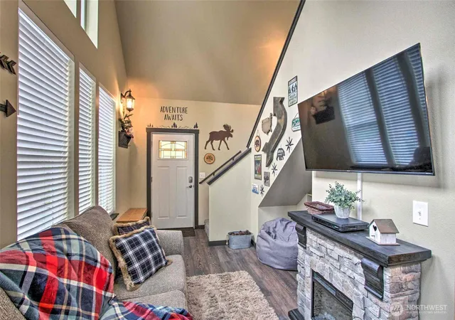 Photo 3 of Single family home for sale at 108 Osborn Rd, Ashford, WA 98304 | MLS# NWM2564567 | Listing updated on 2026-09-24