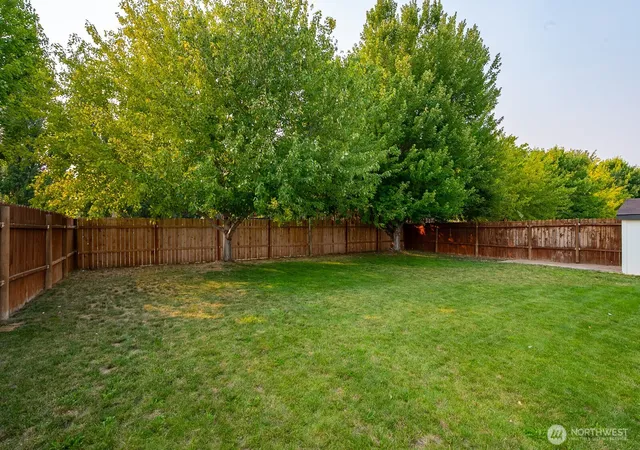 Photo 3 of Sale Pending at 2480 Basin St SW #10, Ephrata, WA 98823 | MLS# NWM2564598 | Listing updated on 2026-09-25