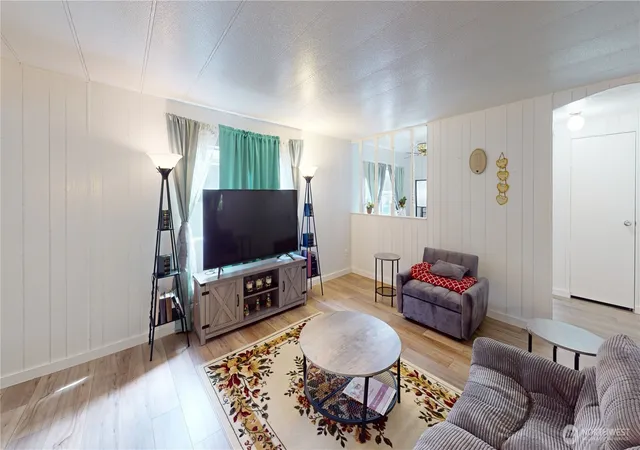 Photo 2 of Manufactured home for sale at 8527 31st Avenue S, Lakewood, WA 98499 | MLS# NWM2564602 | Listing updated on 2026-09-28