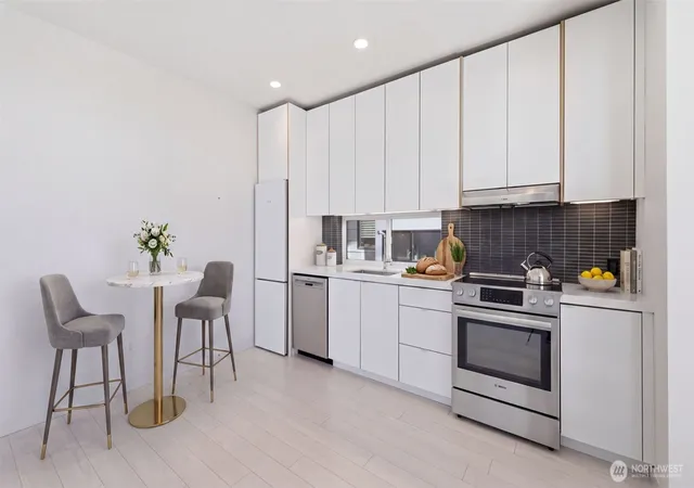 Photo 3 of Townhouse for sale at 710 14th Avenue #C, Seattle, WA 98122 | MLS# NWM2564613 | Listing updated on 2026-09-23