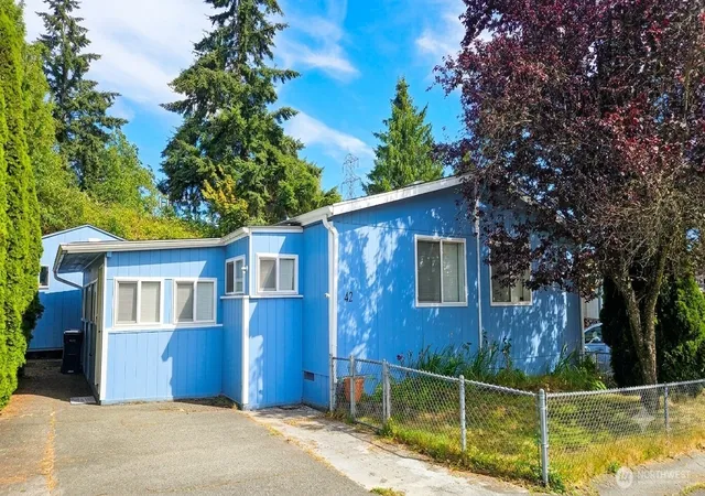 Photo 1 of Manufactured home for sale at 704 87th Avenue Ne #42, Lake Stevens, WA 98258 | MLS# NWM2564642 | Listing updated on 2026-09-29