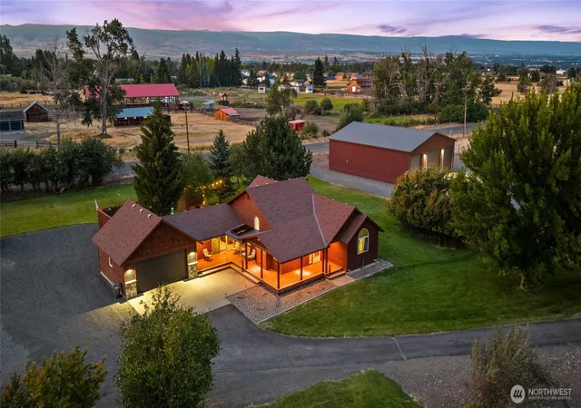 Photo 3 of Single family home for sale at 131 Aspen Dr, Ellensburg, WA 98926 | MLS# NWM2564669 | Listing updated on 2026-10-01
