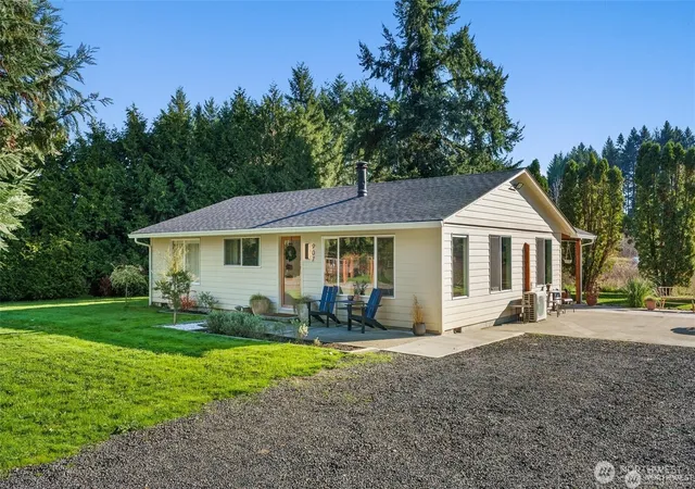 Photo 1 of Sale Pending at 907 Byham Rd, Winlock, WA 98596 | MLS# NWM2564701 | Listing updated on 2026-10-02