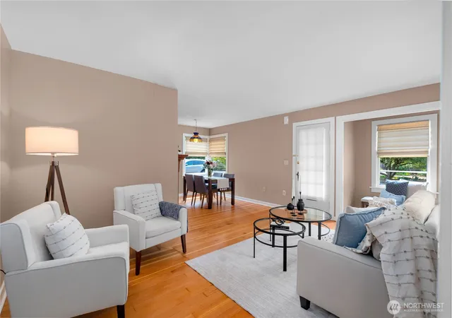 Photo 4 of Single family home for sale at 2522 Buker St SE, Olympia, WA 98501 | MLS# NWM2564726 | Listing updated on 2026-10-02