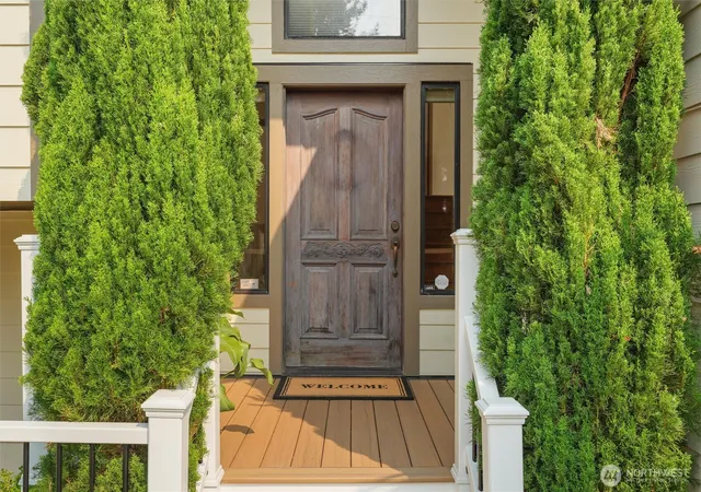 Photo 2 of Single family home for sale at 2914 Cedar Ave S, Renton, WA 98055 | MLS# NWM2564742 | Listing updated on 2026-09-23