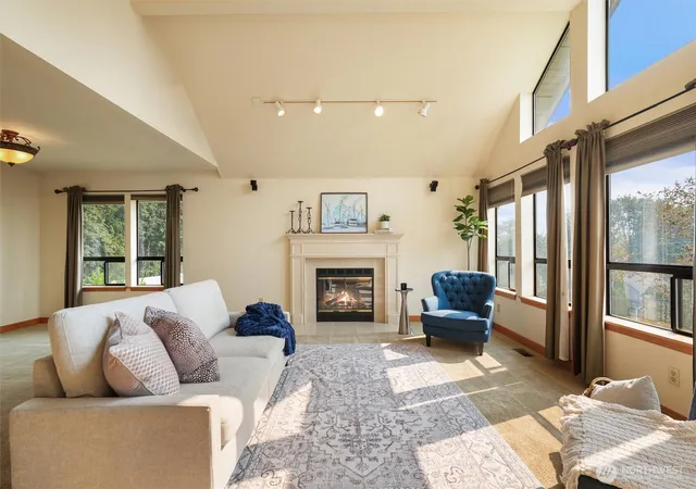 Photo 3 of Single family home for sale at 2914 Cedar Ave S, Renton, WA 98055 | MLS# NWM2564742 | Listing updated on 2026-09-23