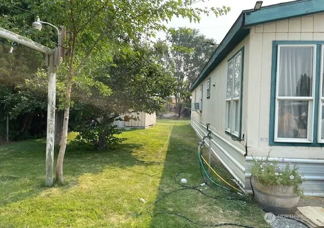 Photo 4 of Manufactured home for sale at 181 Montmorency Blvd E, Quincy, WA 98848 | MLS# NWM2564748 | Listing updated on 2026-09-23