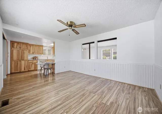 Photo 3 of Single family home for sale at 5915 W Victoria Ave, Kennewick, WA 99336 | MLS# NWM2564749 | Listing updated on 2026-09-23