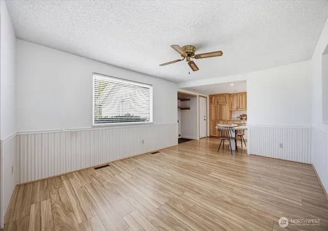 Photo 3 of Single family home for sale at 5915 W Victoria Ave, Kennewick, WA 99336 | MLS# NWM2564749 | Listing updated on 2026-09-23