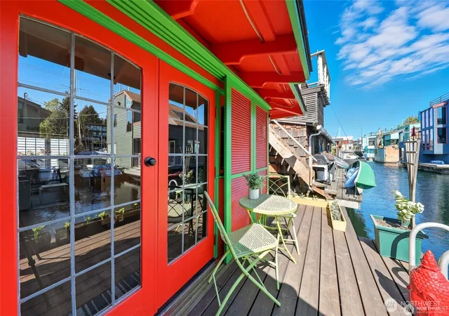Photo 1 of Single family home for sale at 2727 Fairview Ave E #18, Seattle, WA 98102 | MLS# NWM2564764 | Listing updated on 2026-09-23