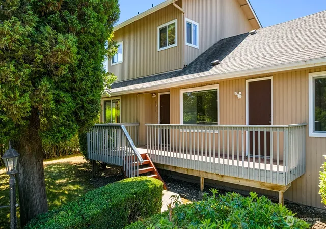 Photo 2 of Single family home for sale at 8815 18th Avenue Sw, Seattle, WA 98106 | MLS# NWM2564776 | Listing updated on 2026-10-01
