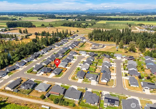 Photo 3 of Single family home for sale at 1304 Cashmere, Everson, WA 98247 | MLS# NWM2564793 | Listing updated on 2026-09-23