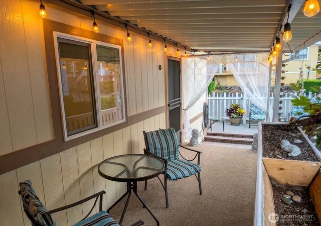 Photo 3 of Manufactured home for sale at 5810 Fleming St #77, Everett, WA 98203 | MLS# NWM2564799 | Listing updated on 2026-10-02