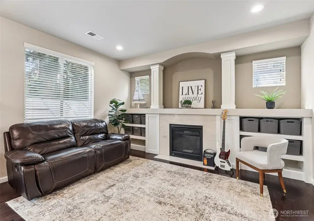 Photo 4 of Single family home for sale at 16311 38th Drive SE, Bothell, WA 98012 | MLS# NWM2564800 | Listing updated on 2026-09-30