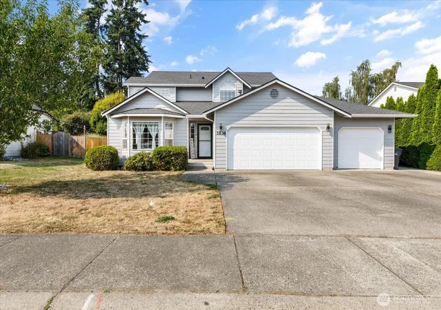 Photo 3 of Single family home for sale at 1836 Sw Putnam Dr, Oak Harbor, WA 98277 | MLS# NWM2564805 | Listing updated on 2026-09-28