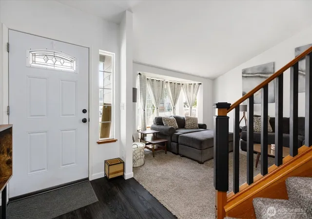 Photo 4 of Single family home for sale at 1836 SW Putnam Dr, Oak Harbor, WA 98277 | MLS# NWM2564805 | Listing updated on 2026-09-28