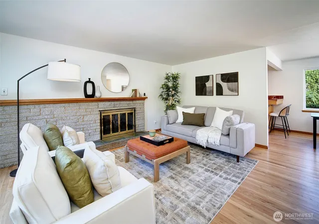 Photo 3 of Single family home for sale at 1924 NE 130th Place, Seattle, WA 98125 | MLS# NWM2564810 | Listing updated on 2026-09-30
