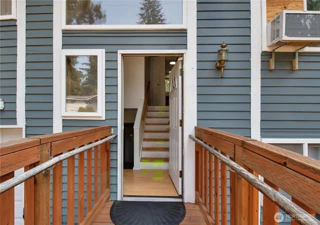 Photo 2 of Single family home for sale at 29754 4th Avenue S, Federal Way, WA 98023 | MLS# NWM2564828 | Listing updated on 2026-09-23